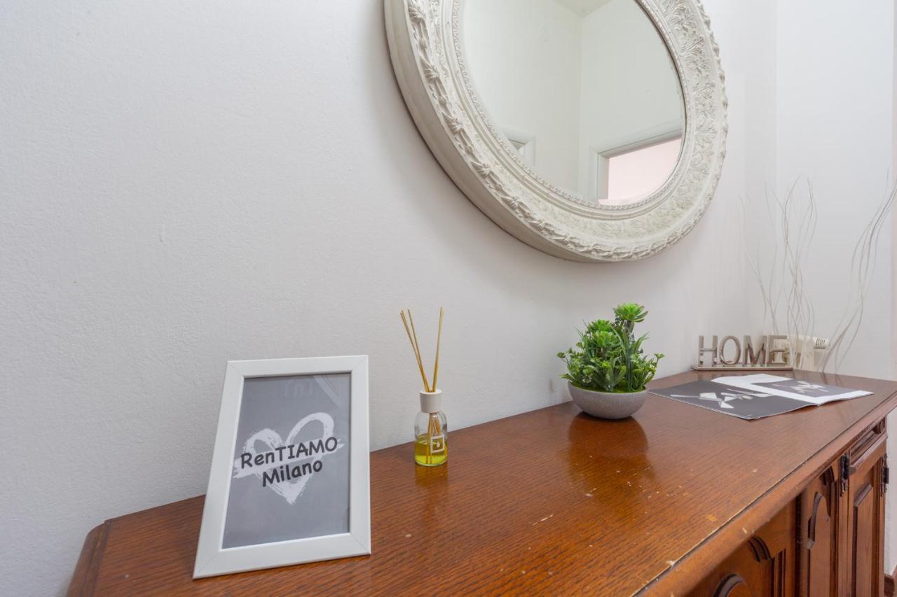 House Romana Center Apartment Milan Exterior photo